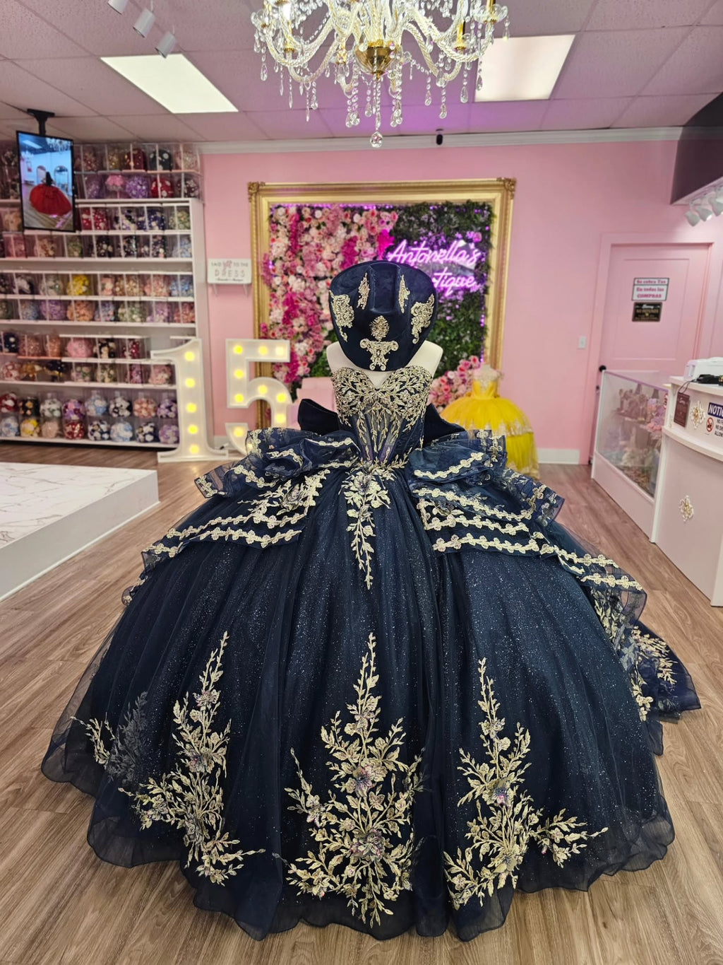 Sweetheart Sleeveless Gold Sequins Appliques Ruffles Bow Knot Navy Quinceañera Dress YQ1130