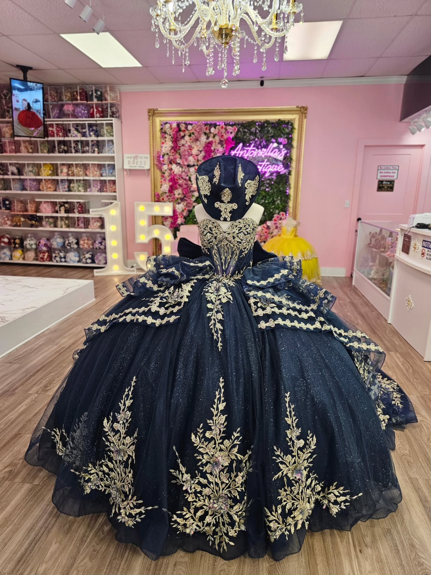 Sweetheart Sleeveless Gold Sequins Appliques Ruffles Bow Knot Navy Quinceañera Dress YQ1130