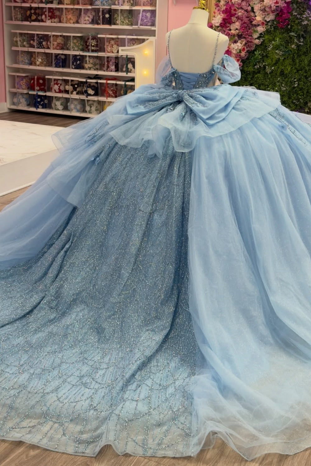 Off Shoulder Spaghetti Straps Sleeveless Beaded 3D Flower Appliques Bow Knot Haze Blue Quinceañera Dress YQ1132
