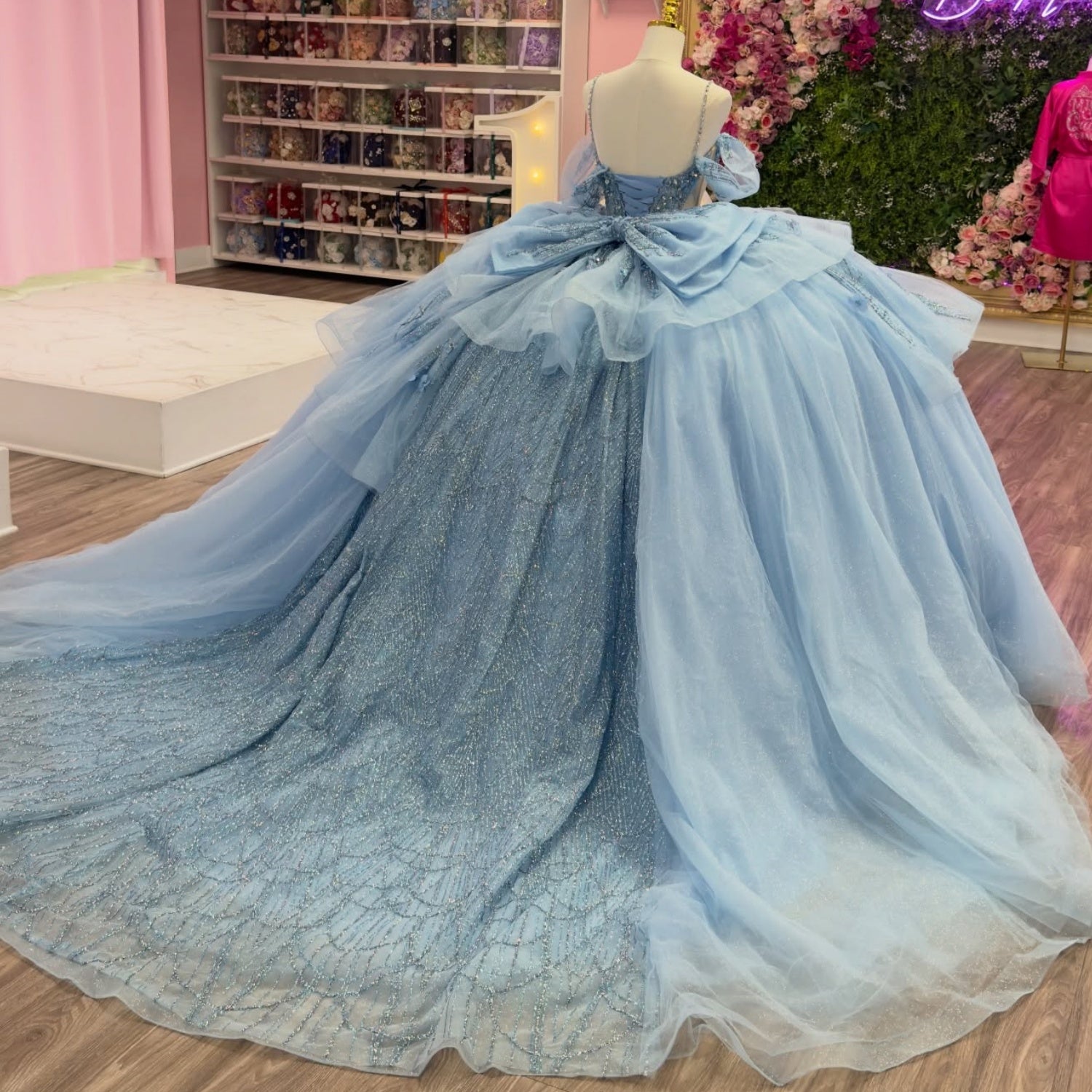 Off Shoulder Spaghetti Straps Sleeveless Beaded 3D Flower Appliques Bow Knot Haze Blue Quinceañera Dress YQ1132