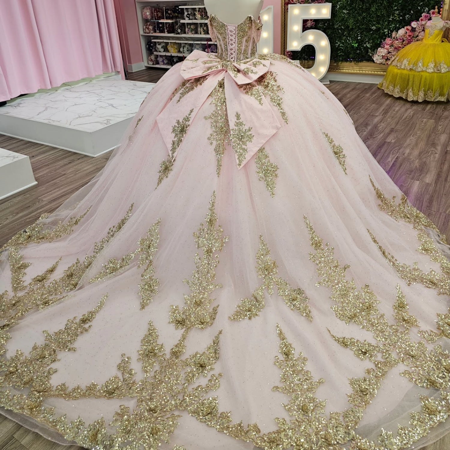 Off Shoulder Sleeveless Beaded Gold Appliques Bow Knot Pink Quinceañera Dress YQ1137
