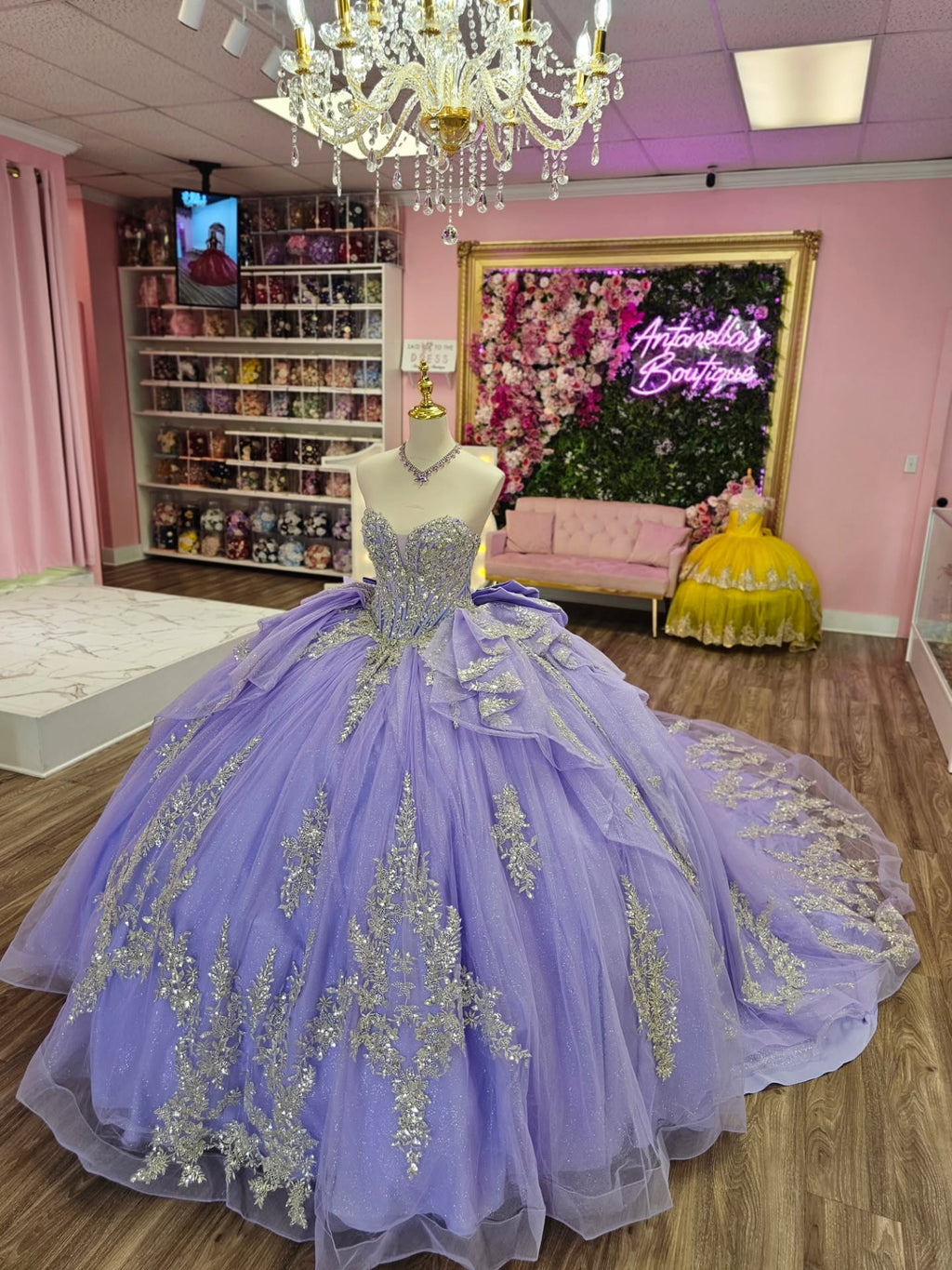 Strapless Sleeveless Sliver Sequins Appliques Ruffles Bow Knot Lilac Quinceañera Dress YQ1141