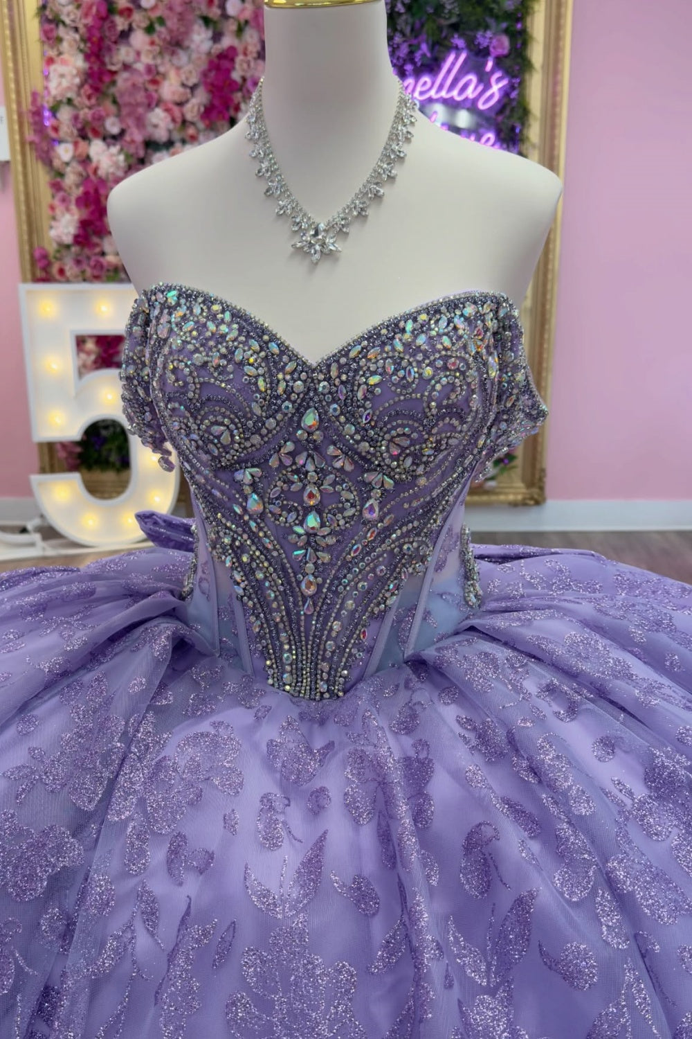 Off Shoulder Sleeveless Beaded Appiluqes Bow Knot Lilac Quinceañera Dress YQ1142