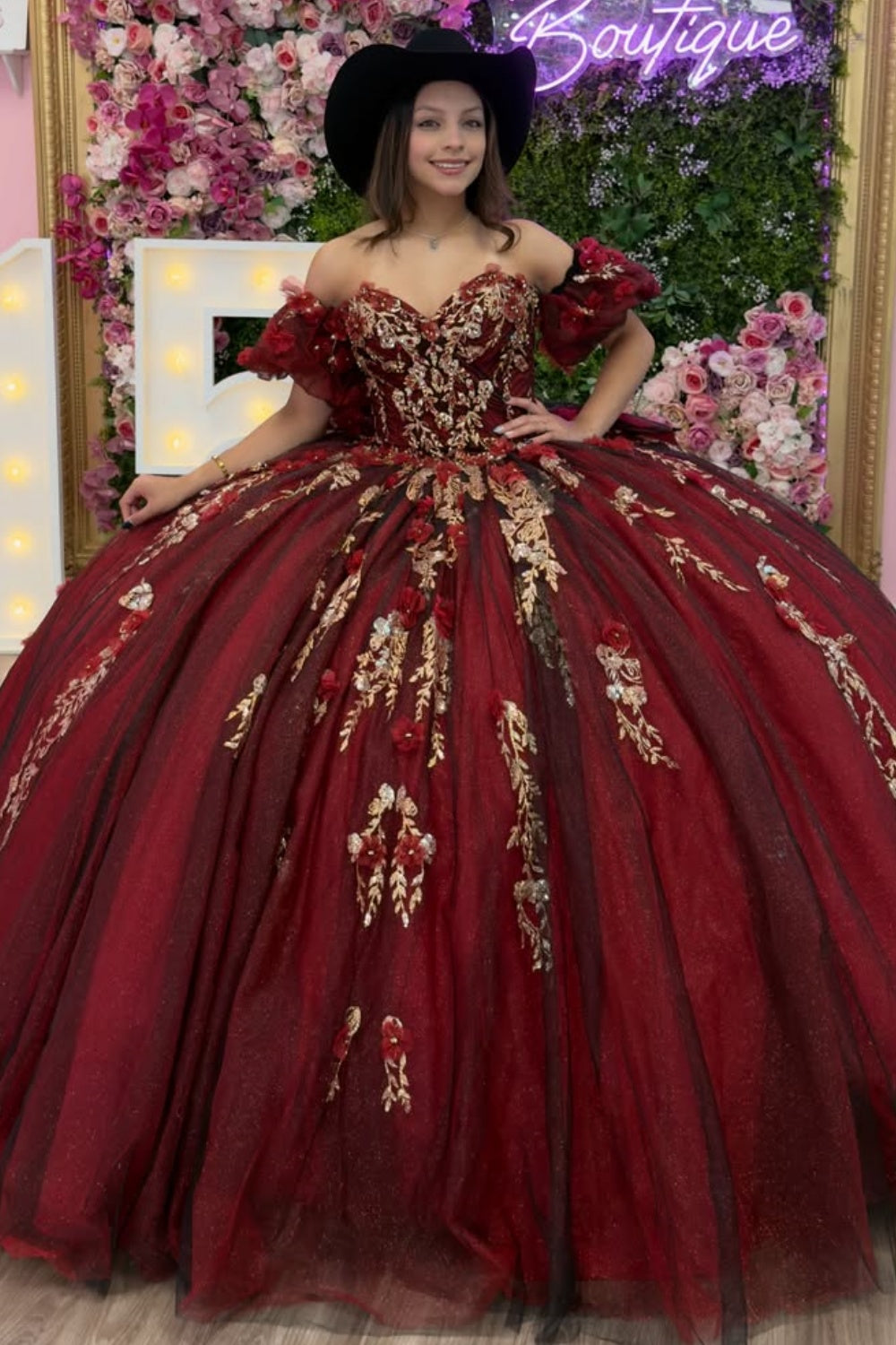 Off Shoulder Sleeveless Beaded Gold Appliques Bow Knot Burgundy Quinceañera Dress YQ1148