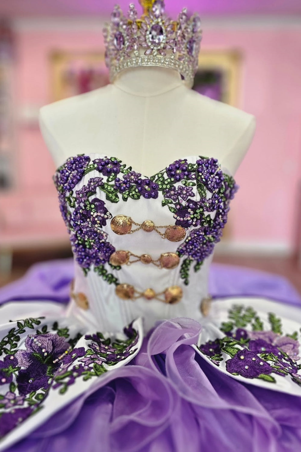 Sweetheart Sleeveless Appliques Ruffles Tiered Bow Knot Lilac Quinceañera DressYQ1149