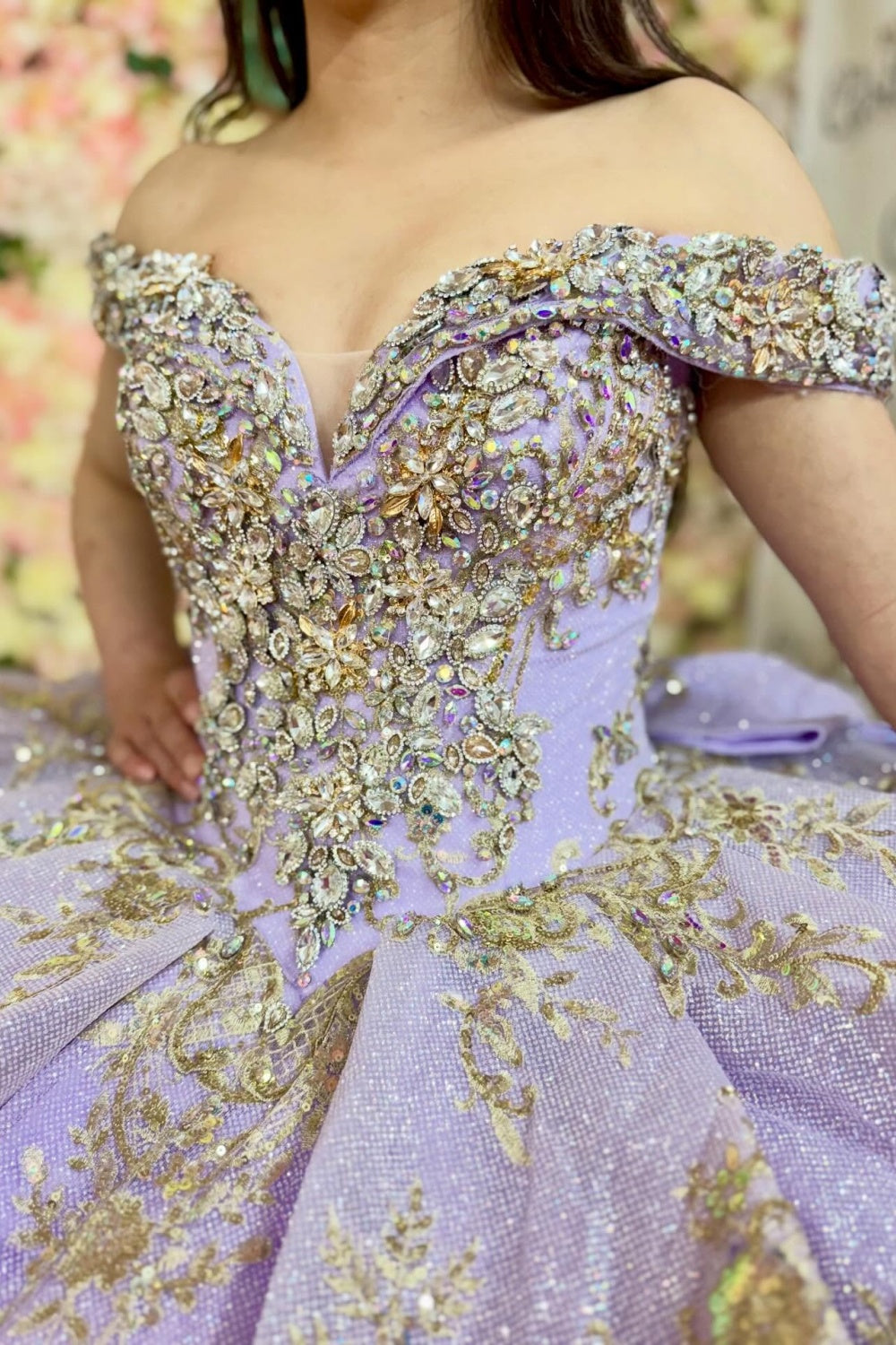 Vestido de Quinceañera Azul Marino con Lentejuelas, Apliques de Cuentas, Brillos y Escote Bardot YQ1055