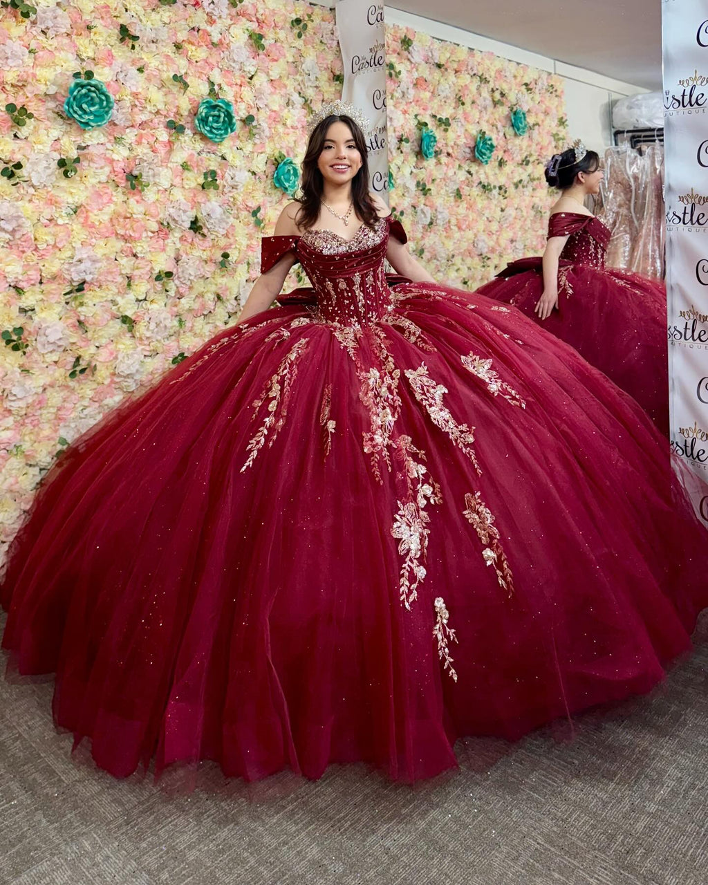 Off Shoulder Sleeveless Beaded Sequins Appliques Bow Knot Quinceañera Dress YQ1160
