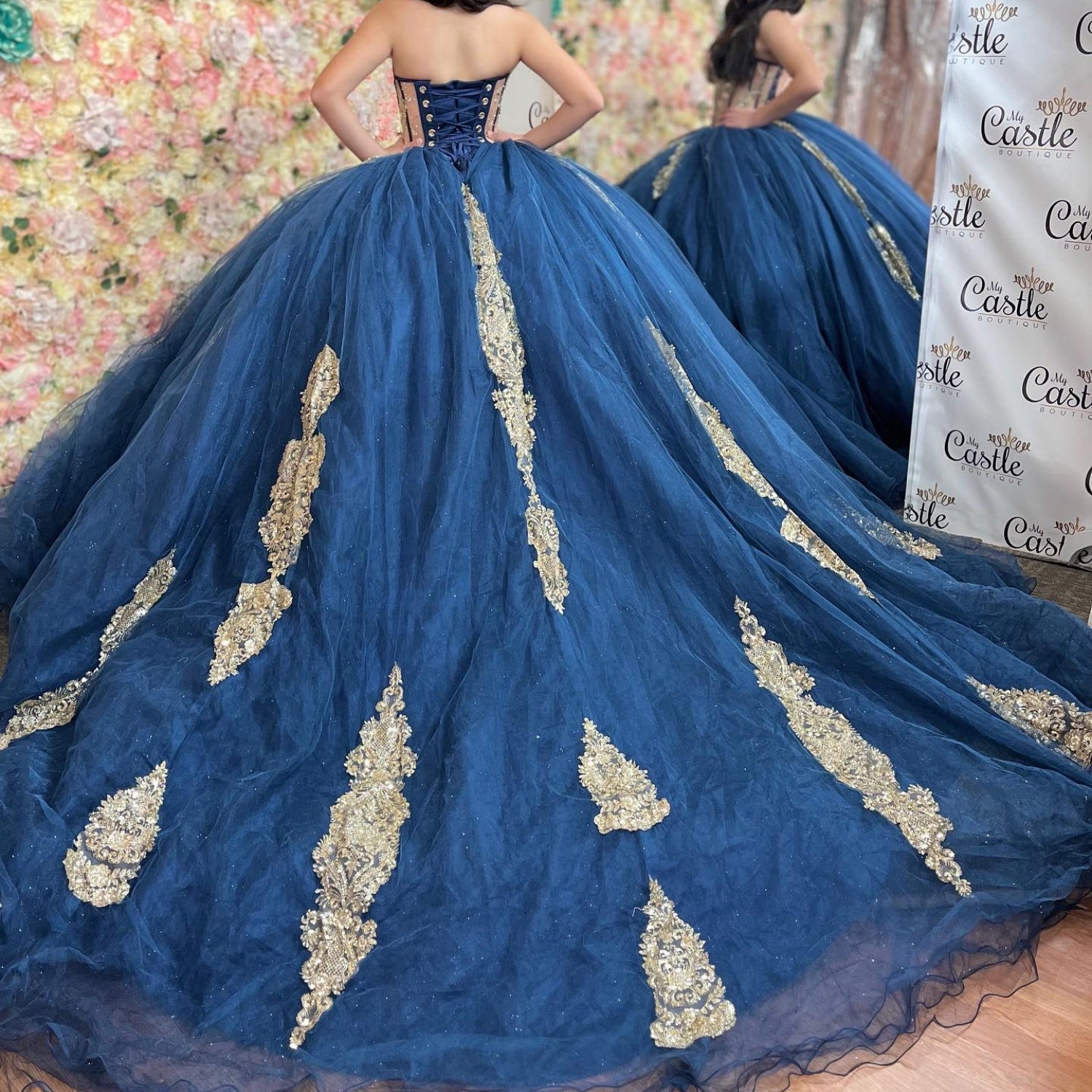 Off Shoulder Sleeveless Beaded Gold Appliques Navy Quinceañera Dress YQ1161