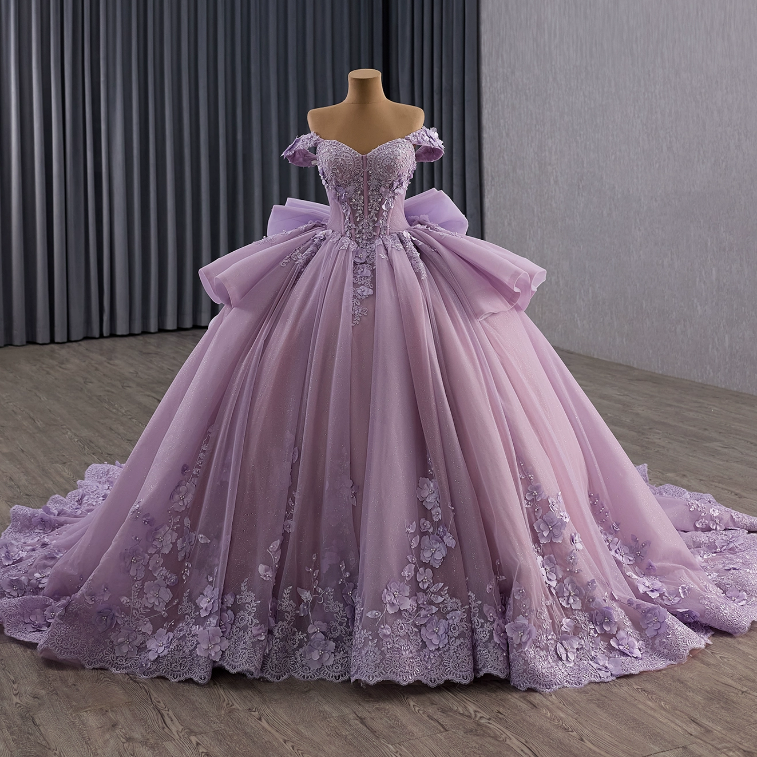 Off Shoulder Sleeveless Beaded 3D Flower Appliques Ruffles Bow Knot Quinceañera Dress YQ1178