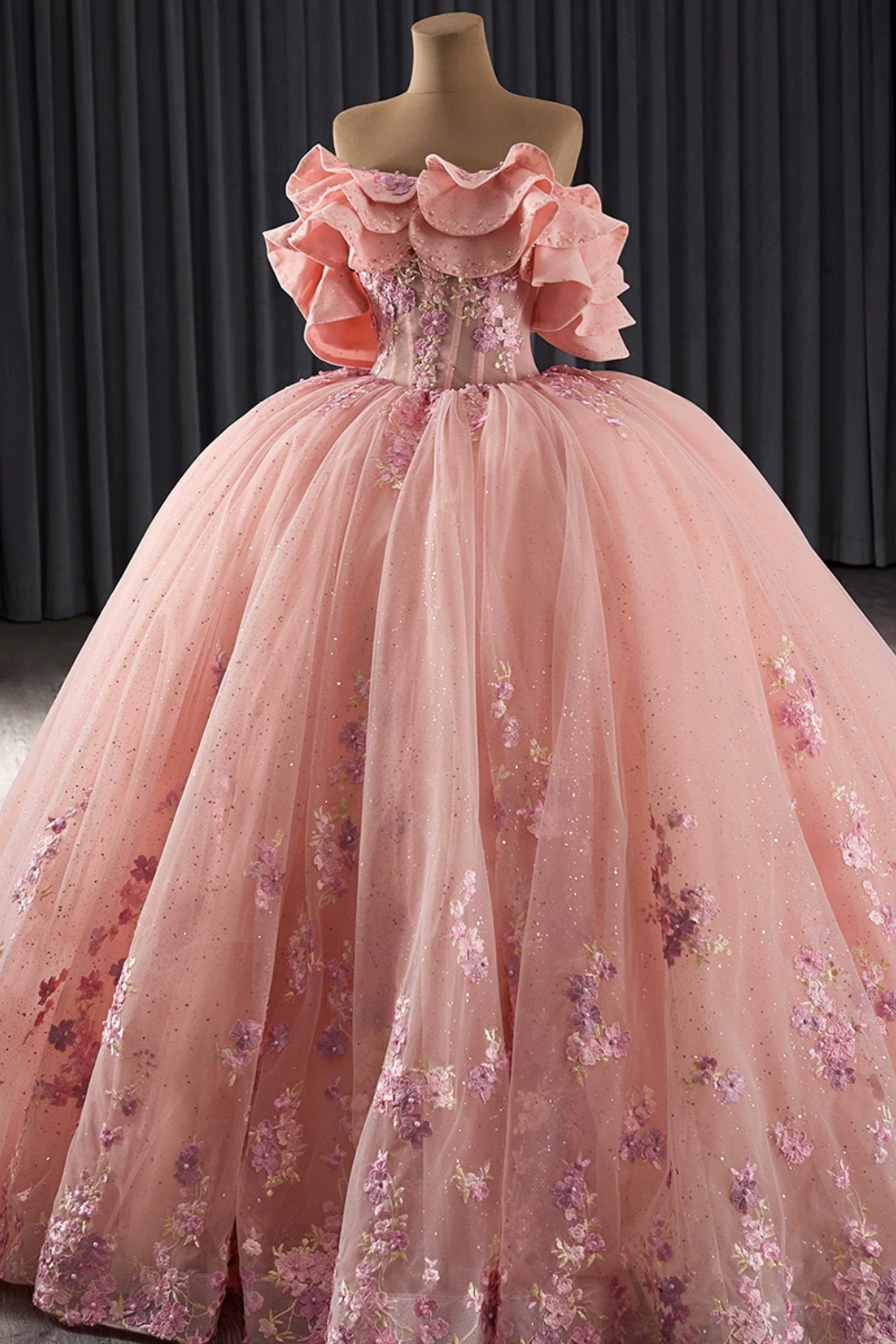 Off Shoulder Sleeveless Beaded Sequins Appliques Ruffles Pink Quinceañera Dress YQ1180