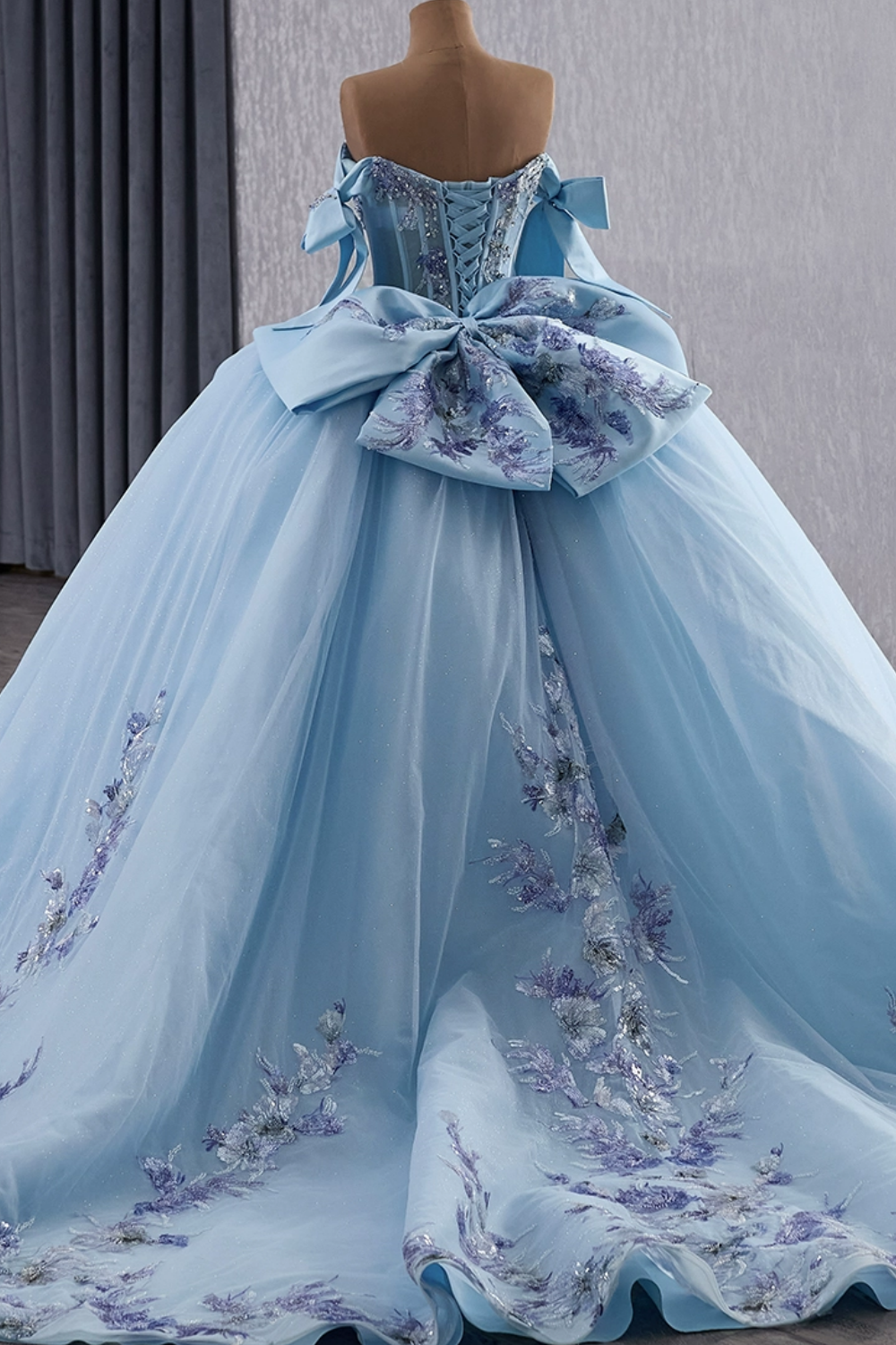Off Shoulder Sleeveless Beaded Sequins Appliques Bow Knot Blue Quinceañera Dress YQ1185