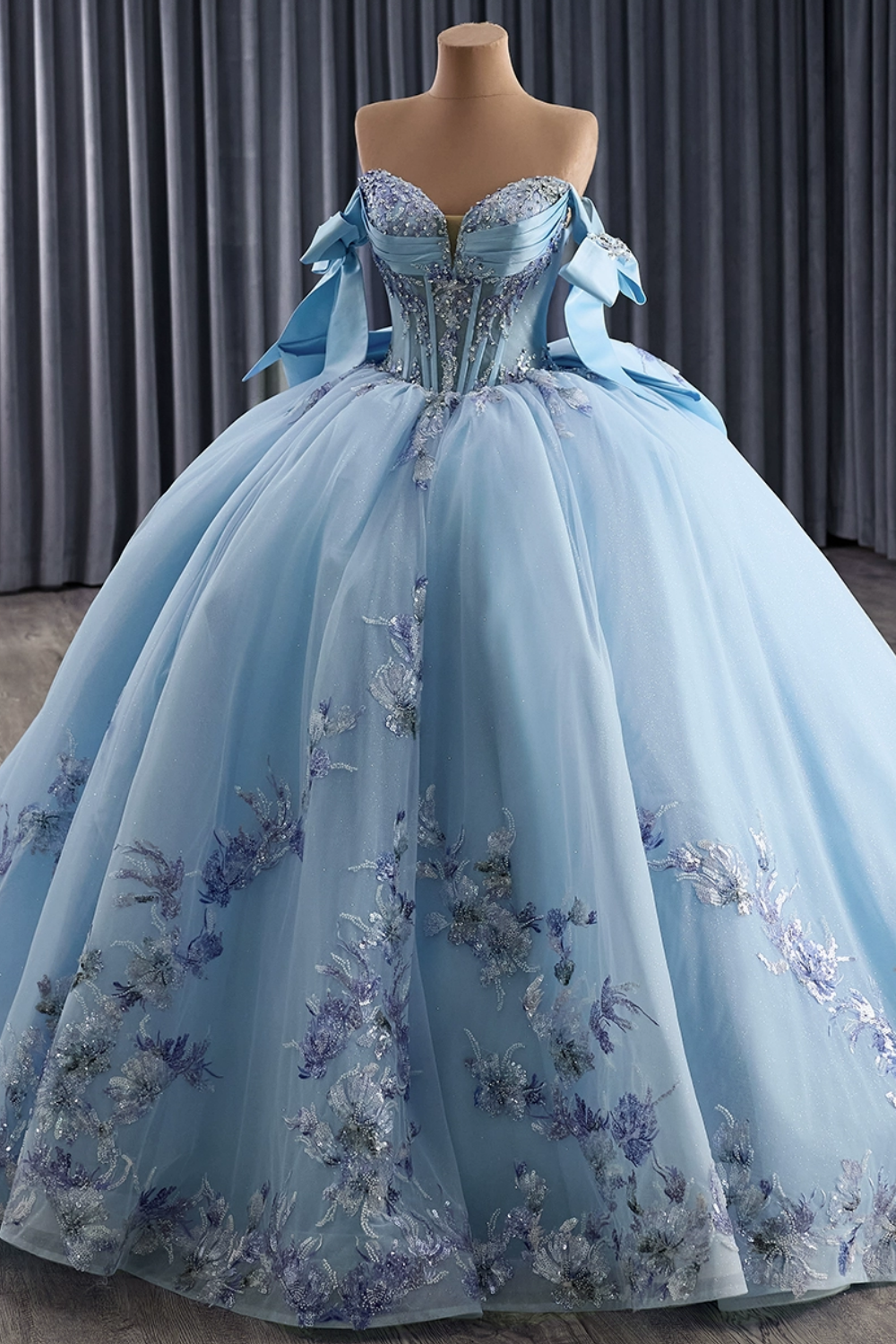 Off Shoulder Sleeveless Beaded Sequins Appliques Bow Knot Blue Quinceañera Dress YQ1185