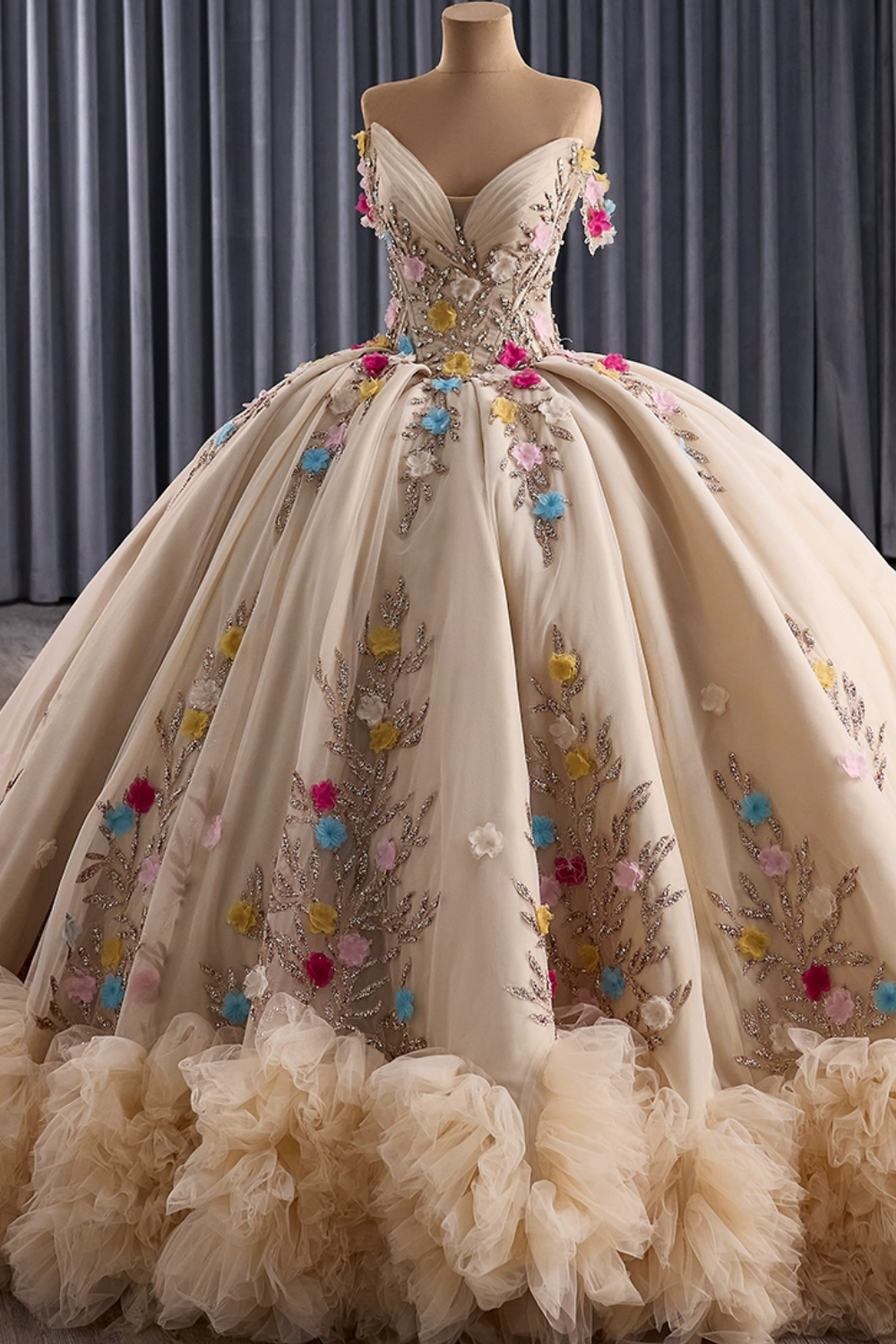 Off Shoulder Sleeveless Pleated Sequins Appliques Ruffles Quinceañera Dress YQ1189