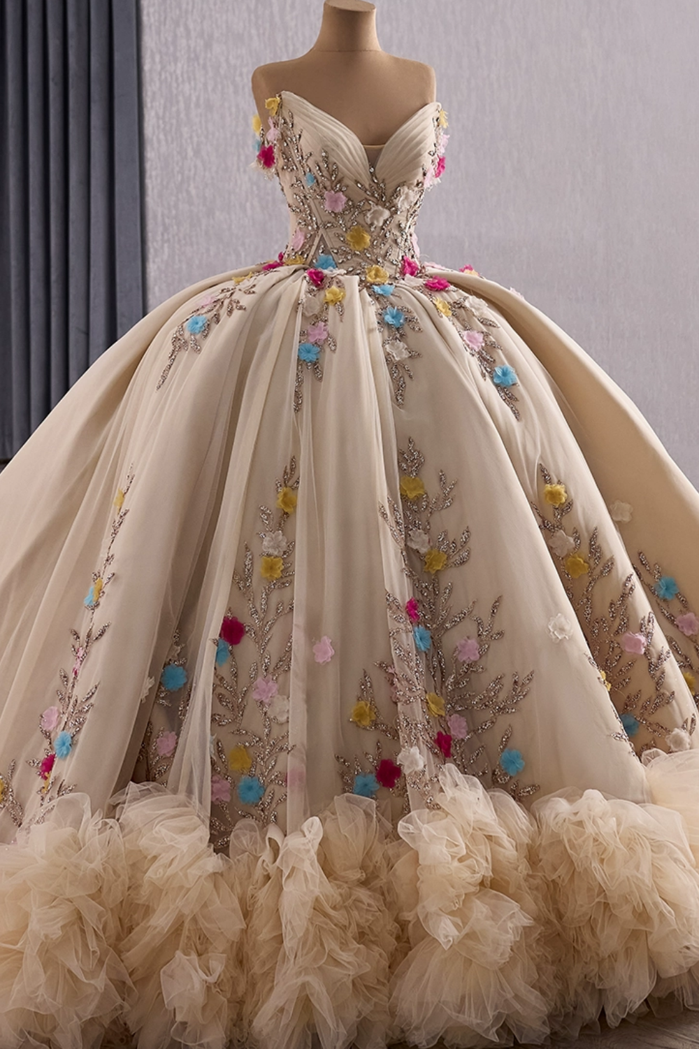 Off Shoulder Sleeveless Pleated Sequins Appliques Ruffles Quinceañera Dress YQ1189